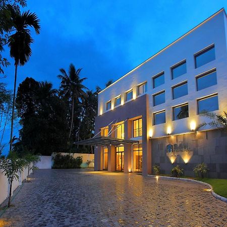 Hotel San Kollam Dış mekan fotoğraf