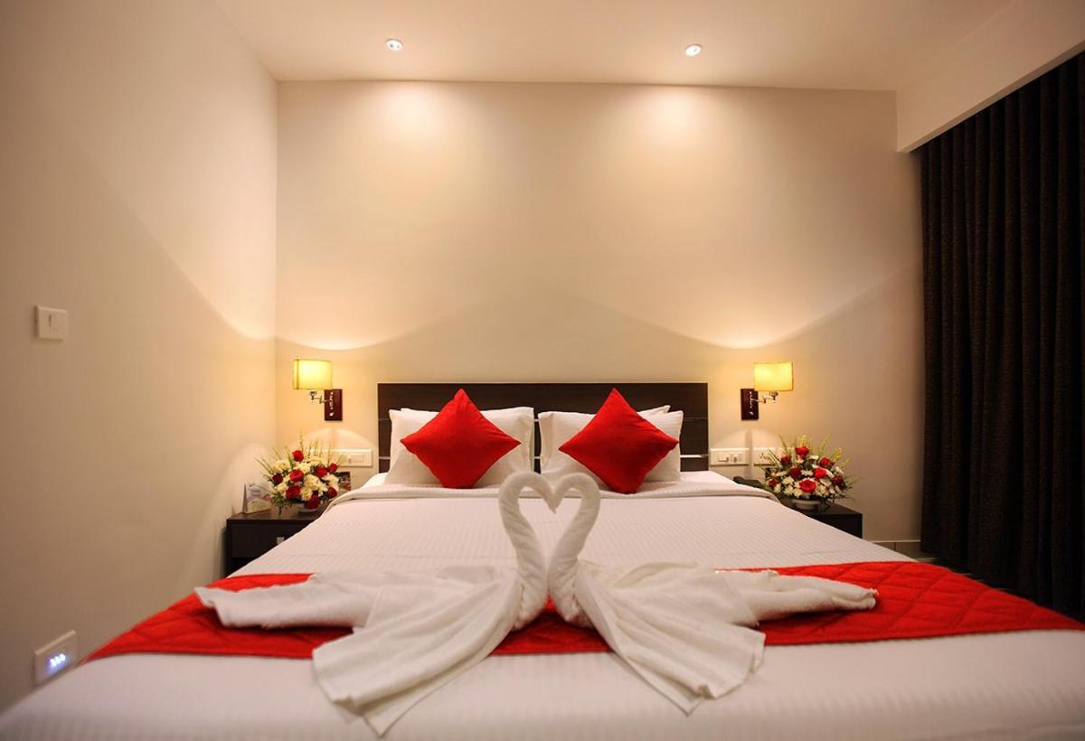 Hotel San Kollam Dış mekan fotoğraf