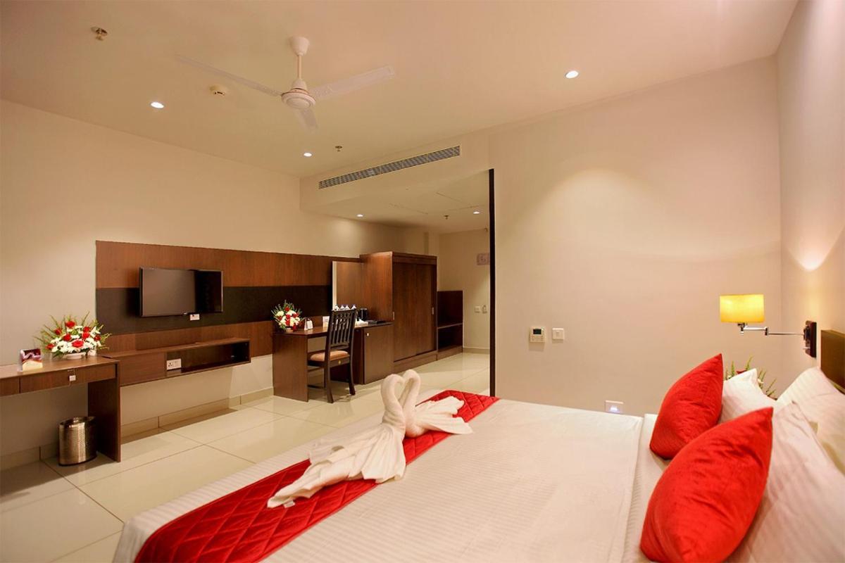 Hotel San Kollam Dış mekan fotoğraf