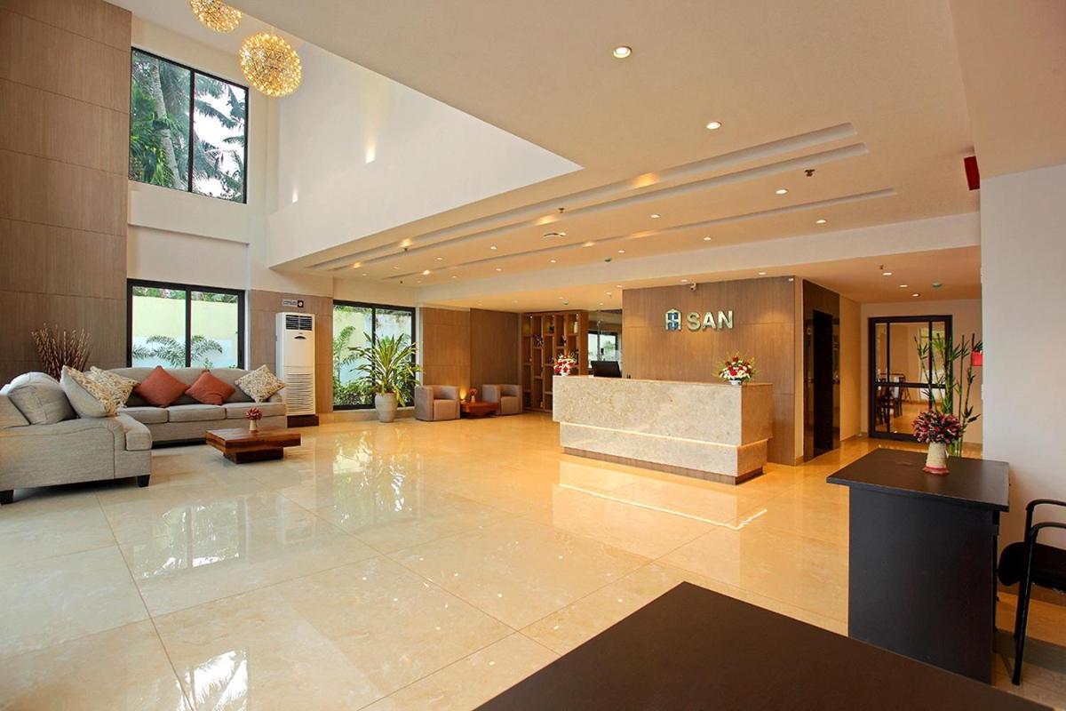 Hotel San Kollam Dış mekan fotoğraf